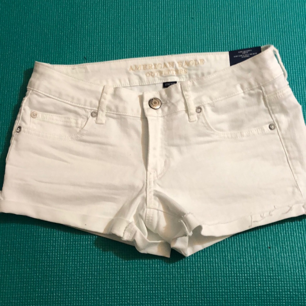 White American eagle shorts